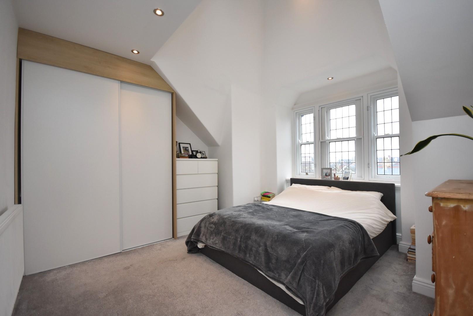 Flat 3, Portman House, 12 Royal Buildings, Penarth, CF64 3ED